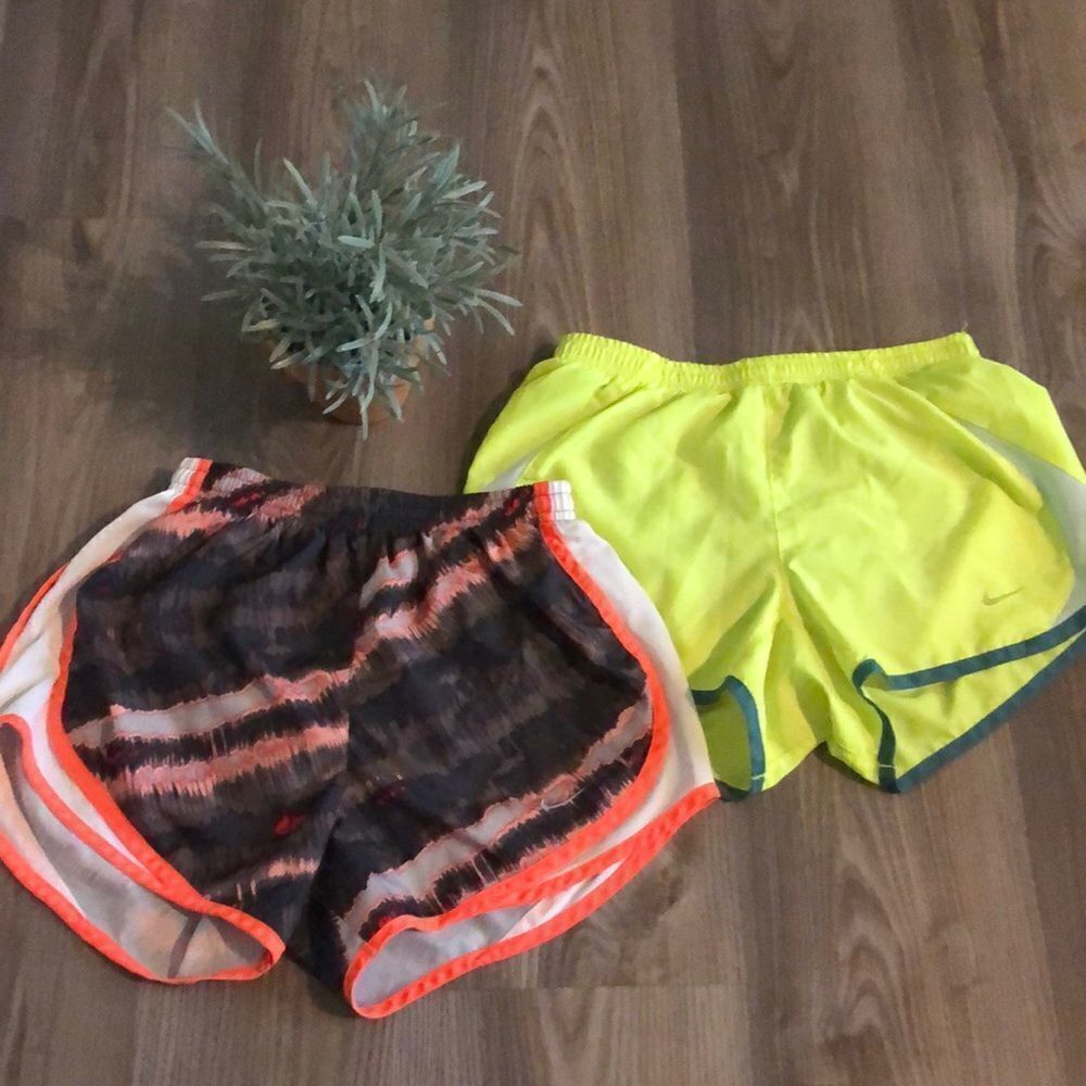 TWO PAIR WOMENS NIKE RUNNING SHORTS SIZE XS- EEEUC